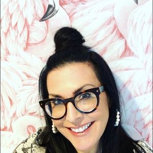 Meet your Posher, Michele